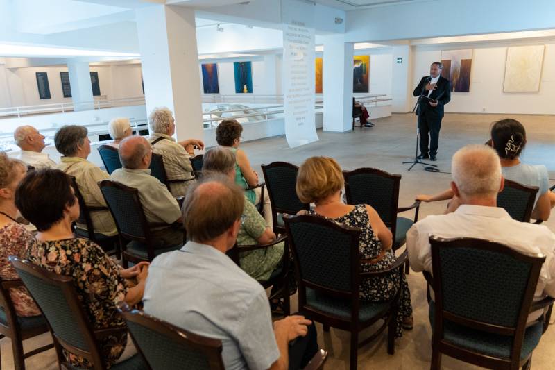 2025_08_19_miatyank kiallitas_20.jpg